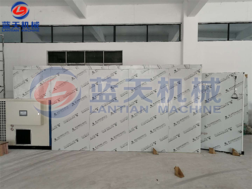 貴州臘肉烘干機(jī)烘干現(xiàn)場(chǎng)